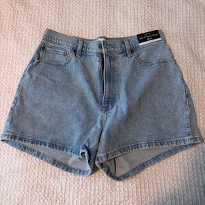 Abercrombie Denim Mom Shorts NWT